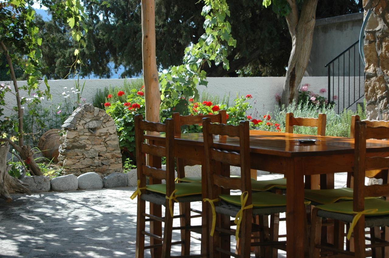 Pachnes Bed And Breakfast Agía Rouméli Extérieur photo
